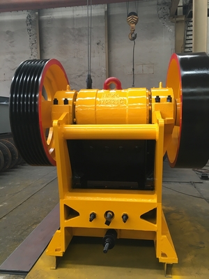 آلة كسارة الفك الأولية المخصصة Mini Fine PEX 150 * 750