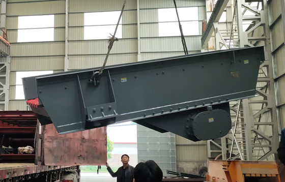 800 TPH Jaw Crusher Grizzly Feeder ZSW6000X1300 تهتز مغذي الشاشة أشيب