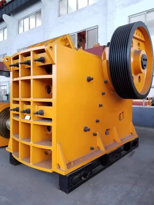 4200mm جرانيت ستون كسارة 3750mm كسارة أولية تعدين PE1200 * 1500 بسعة عالية