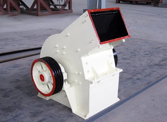 الحجر الجيري كسارة المطرقة آلة الباريت الفحم PC600 * 800 كسارة مطحنة المطرقة